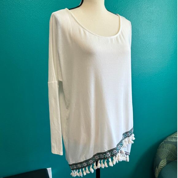 Umgee USA White Long Sleeve Tassel Trim Women's Blouse Small - Picture 2 of 9